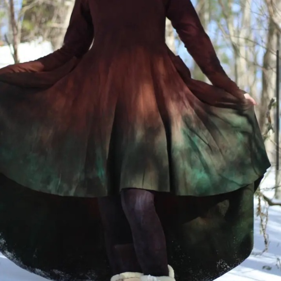 Rabbits Path Hooded Pocket Dress - Picture 7 of 9